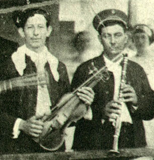 1910s Alcide Nunez plays at a camp