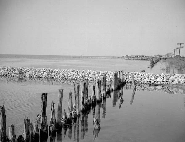 1939-WPA Builds the Bulkhead for Artificial Sand Beach at Lincoln Beach