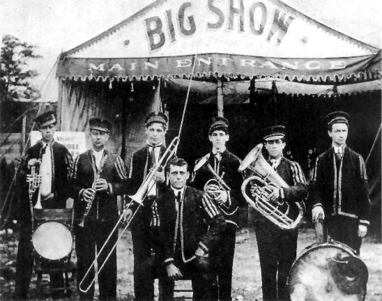 1888 (Papa) Jack Laine forms his first brass band